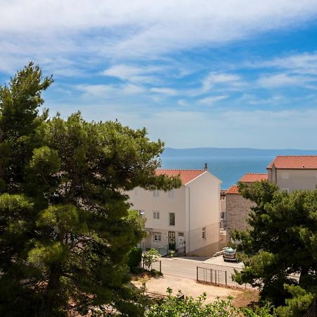 Apartment With Free And Private Parking Makarska Exterior foto